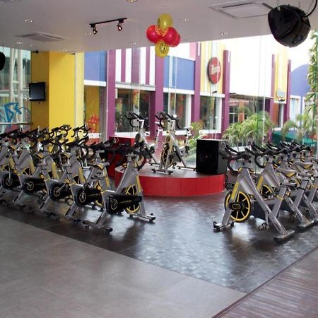 Ts Suites Surabaya Dış mekan fotoğraf