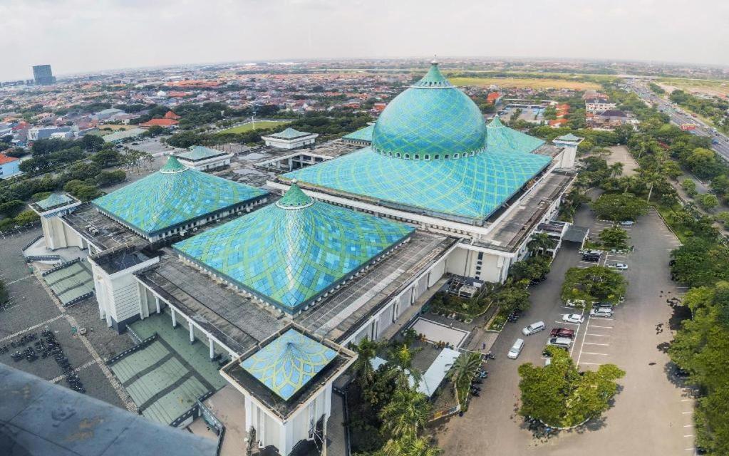Ts Suites Surabaya Dış mekan fotoğraf