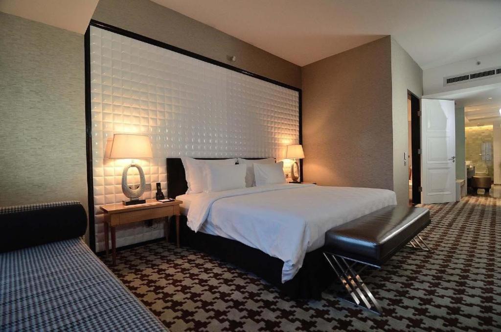 Ts Suites Surabaya Dış mekan fotoğraf