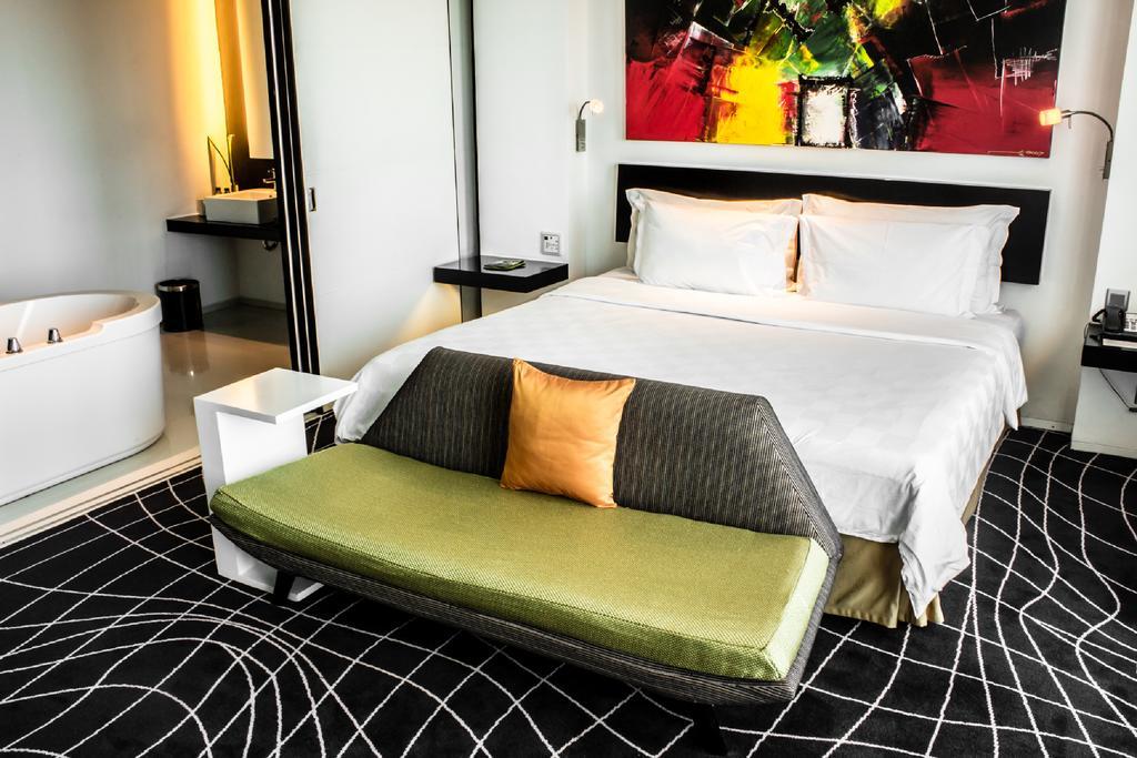 Ts Suites Surabaya Dış mekan fotoğraf
